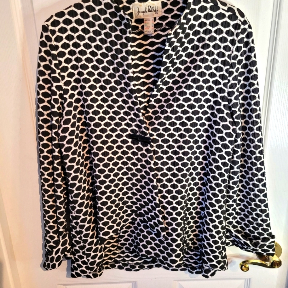 Joseph Ribkoff Balck and white blazer